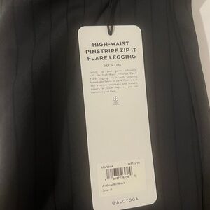 Alo High-Waist Pinstripe Zip It Flare Legging NWT Size S